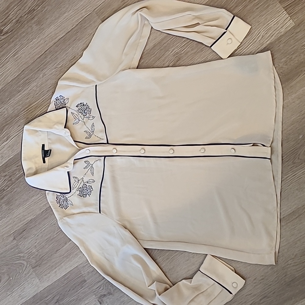 Forever 21 Vintage Inspired Button Down Blouse